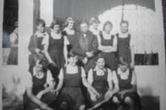 More St Peter's hockey girls (1957?) Sally Cathie's pic