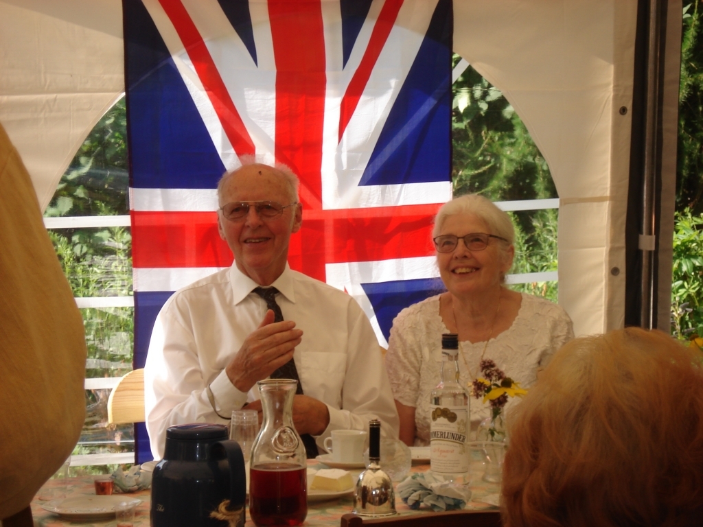 Linnet and Torben - Golden Wedding couple