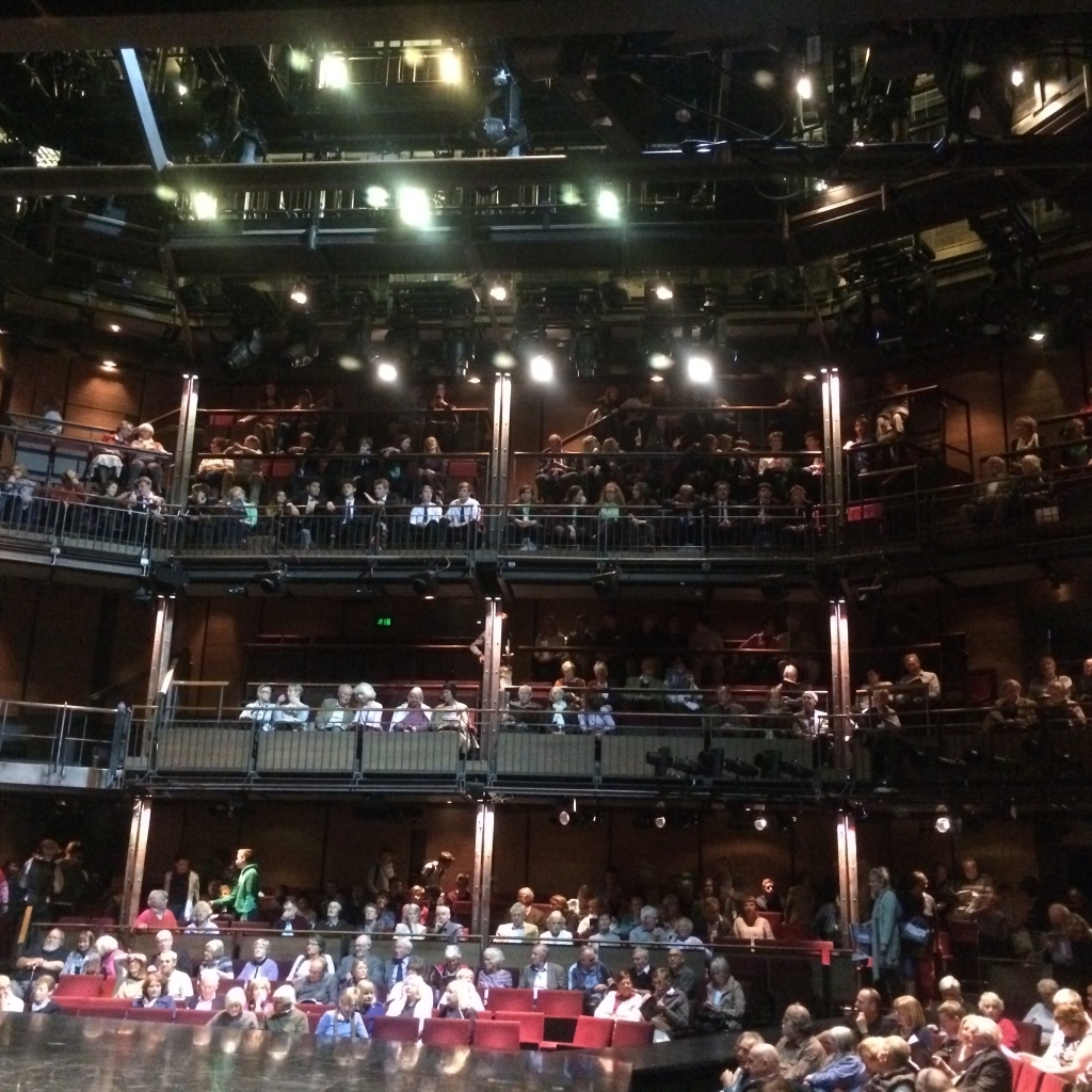 Waiting for Henry V 24/9/2015